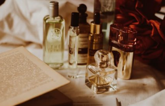 Perfumes y Cosmética