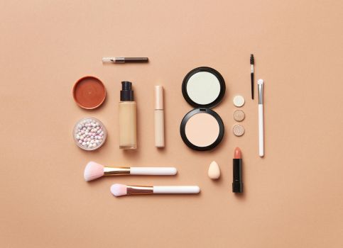 Perfumes y Cosmética